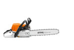 STIHL MS 400 C-M  45 cm.La première tronçonneuse munie d’un piston en magnésium